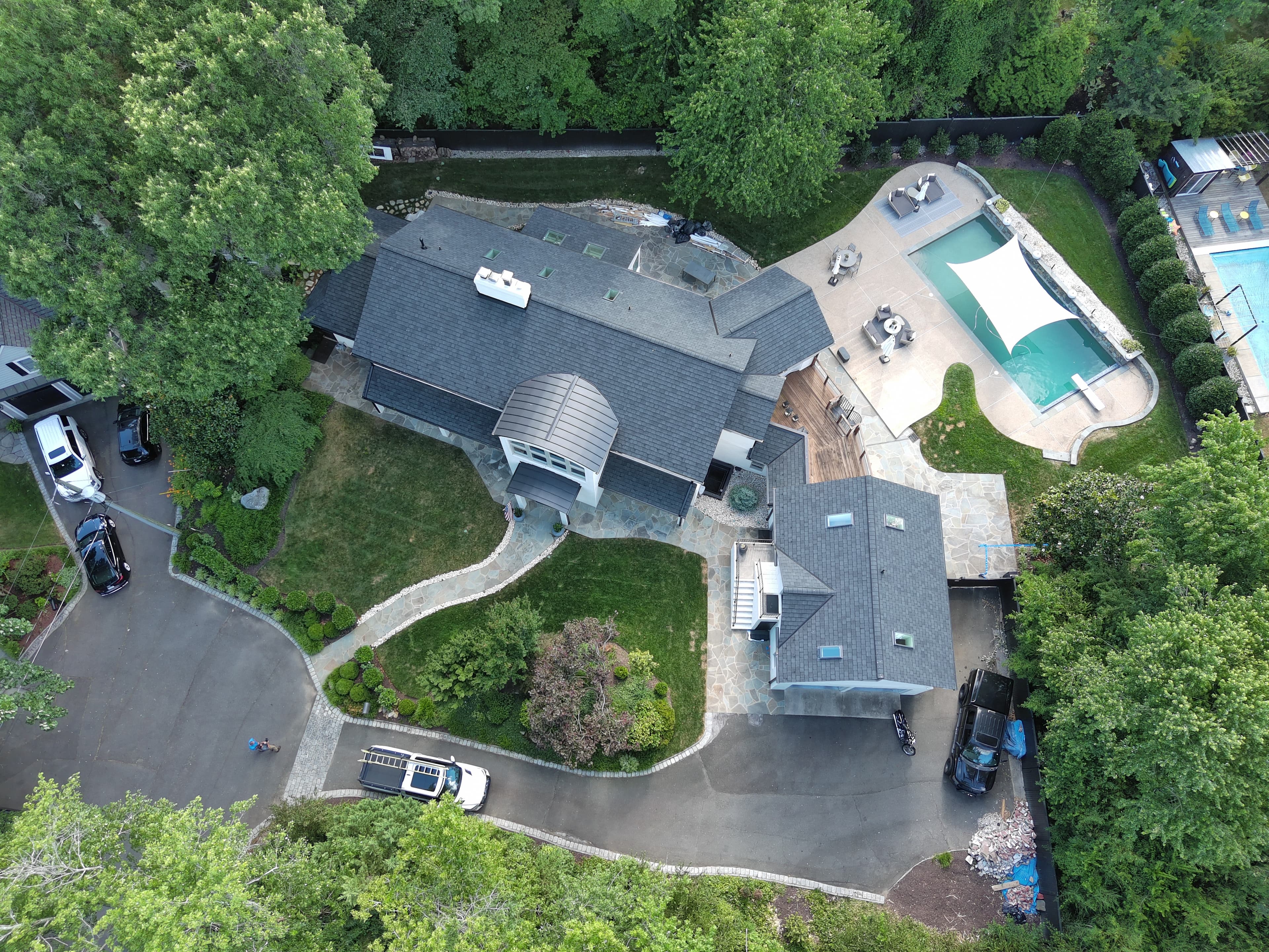 Asphalt roofing installation